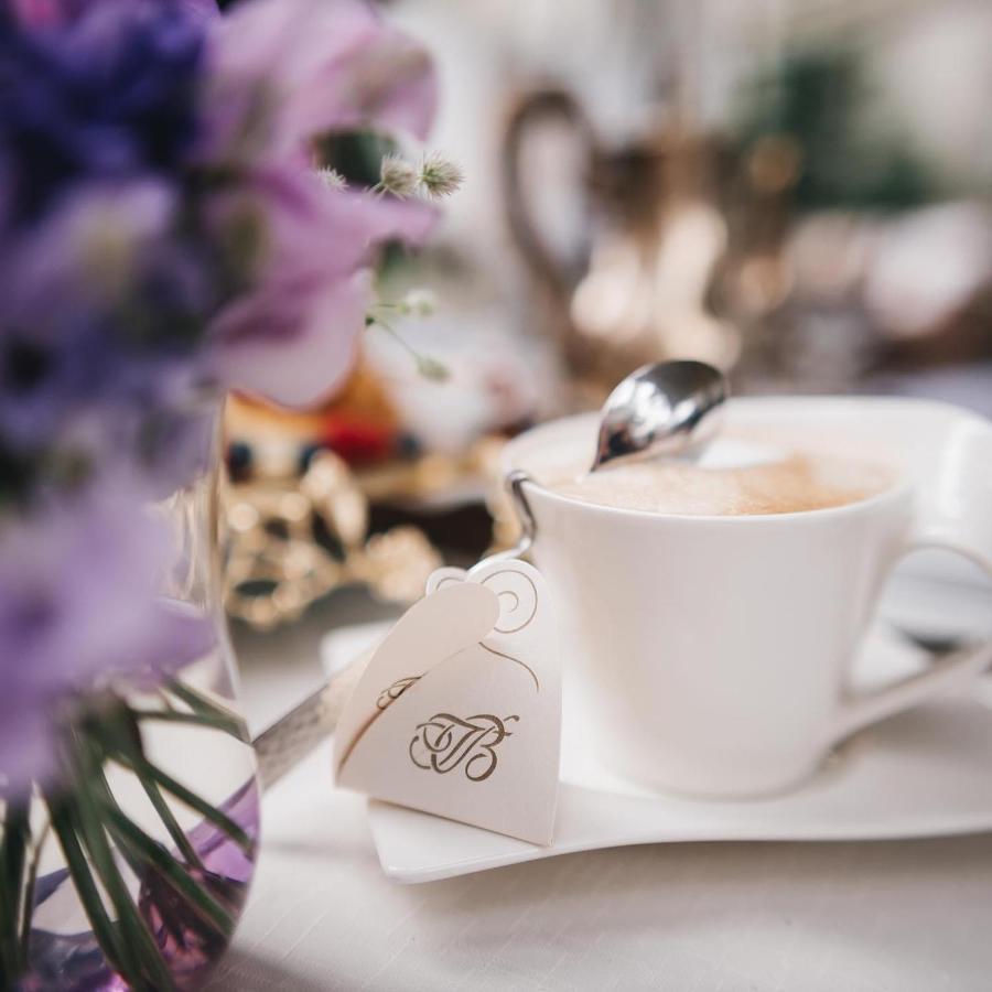 Tb Palace Hotel & Spa Jūrkalne Екстериор снимка